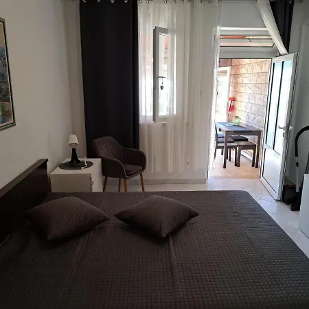 Apartmani Beba Trogir Exterior photo